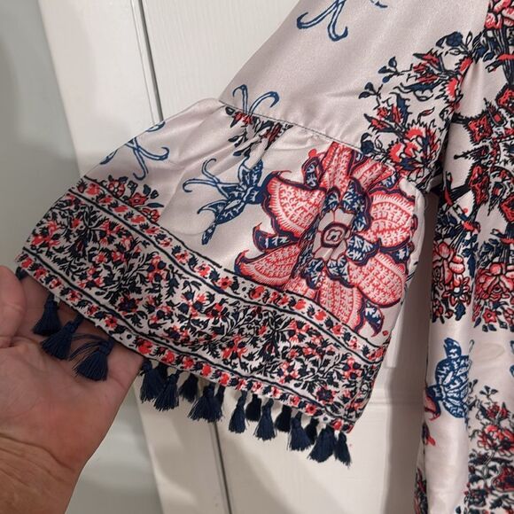 Anthropologie Jade multicolored floral Tunic w Mandarin Collar& tasseled sleeves - Picture 3 of 7